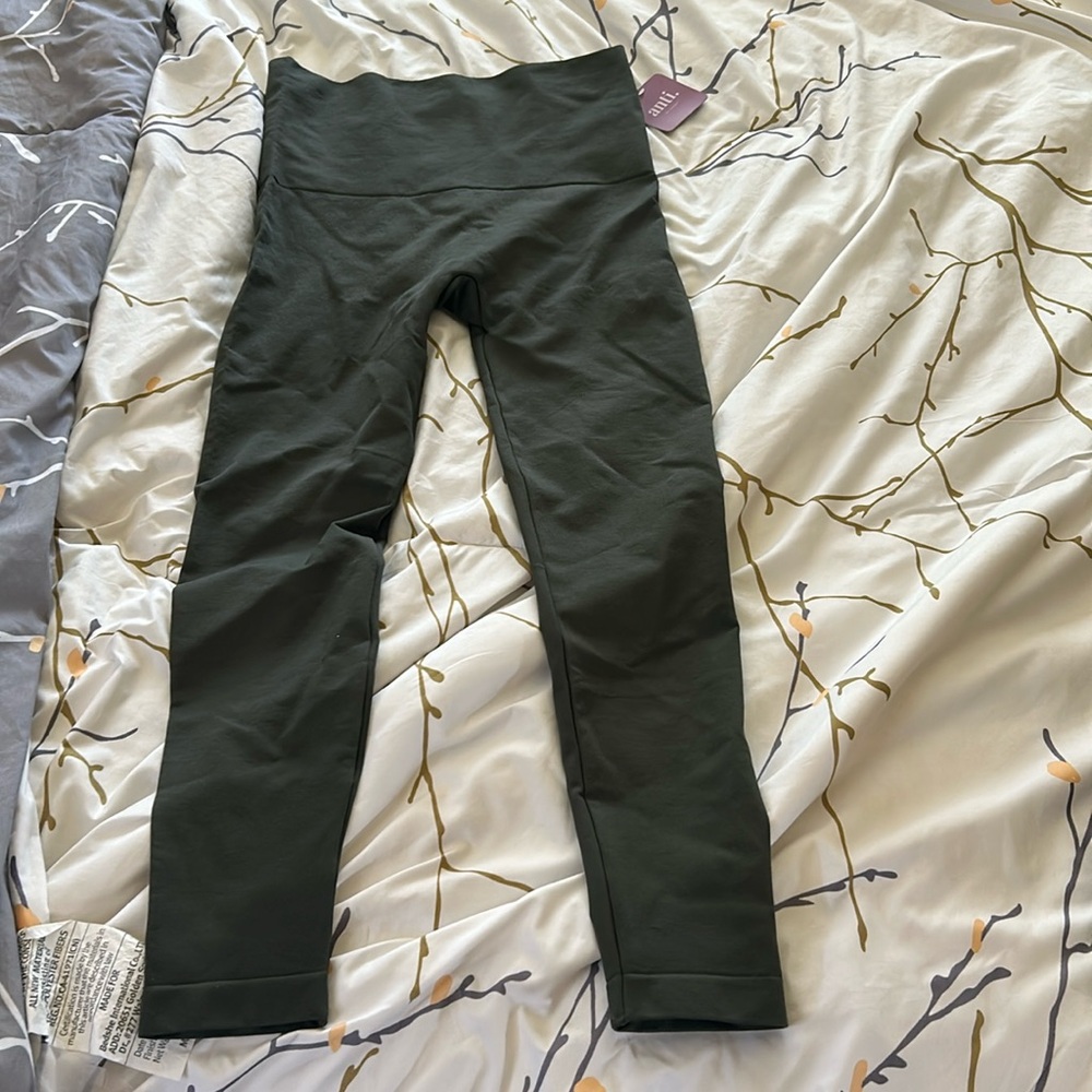 Anti by proof seamless leggings